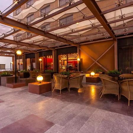 Grand Hotel