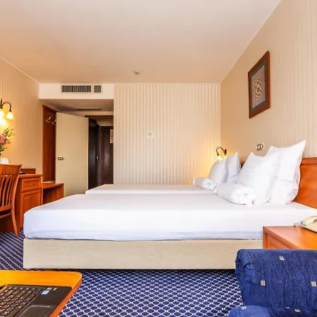 Grand Otel