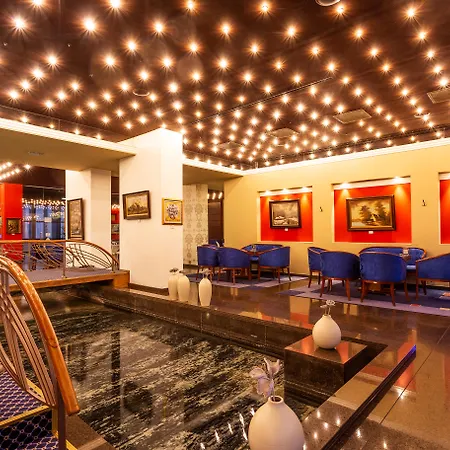 호텔 그랜드 플로브디프