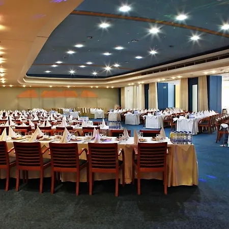 Хотел гранд