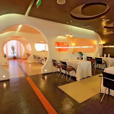 гранд 4* Пловдив