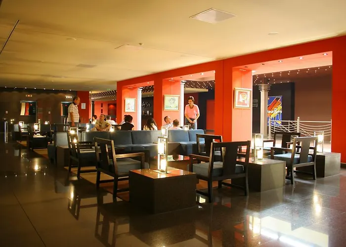 普罗夫迪夫大酒店 酒店 4*