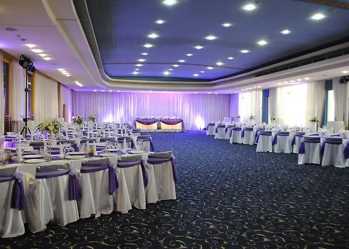 普罗夫迪夫大酒店 4* 普罗夫迪夫